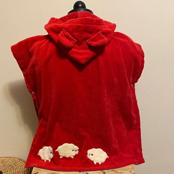 Red Hooded Poncho with Sheep Appliqué - Picture 9 of 13